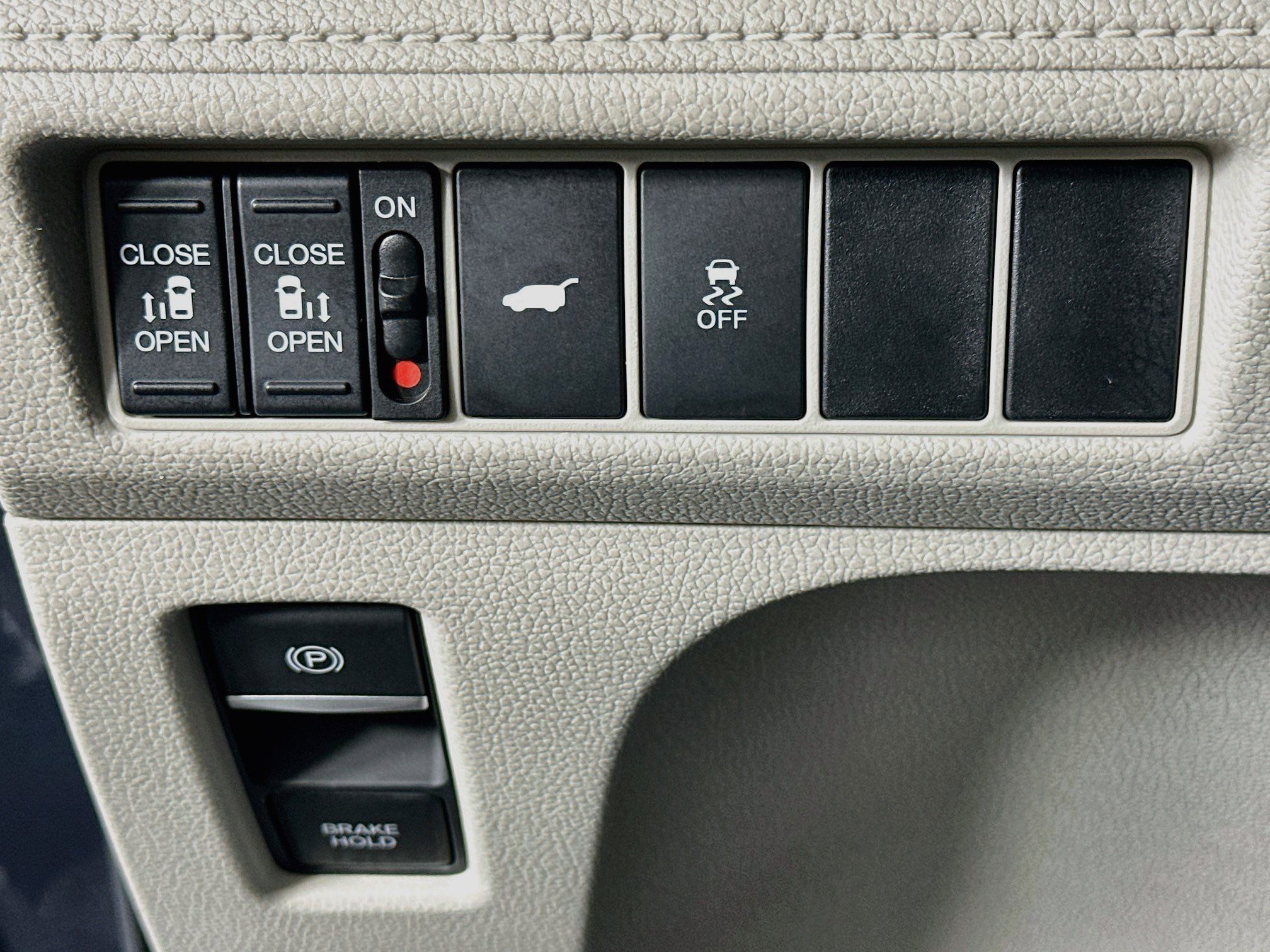 Used 2025 Honda Odyssey EX-L image 17
