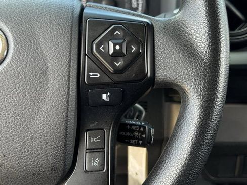 Used 2021 Toyota Tacoma SR RWD image 15
