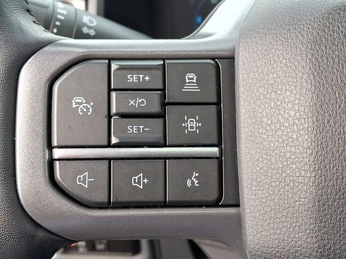 Used 2024 Ford F150 Lightning Lariat image 25