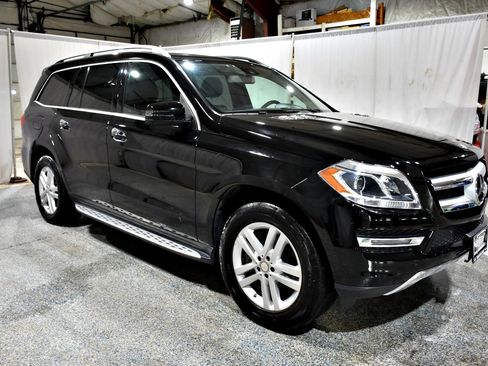 Used 2016 Mercedes-Benz GL 450 4MATIC image 7