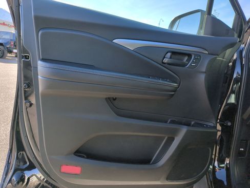 Used 2023 Honda Passport EX-L image 15