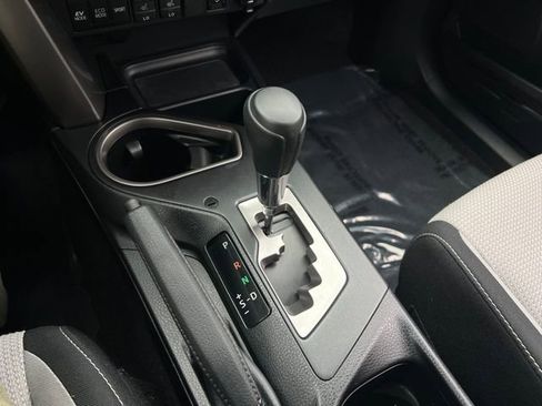 Used 2018 Toyota RAV4 XLE image 26