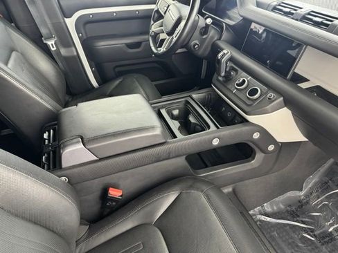 Used 2022 Land Rover Defender 110 X-Dynamic HSE AWD/4WD image 21