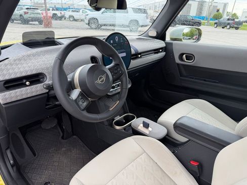 Used 2025 MINI Cooper S FWD image 10