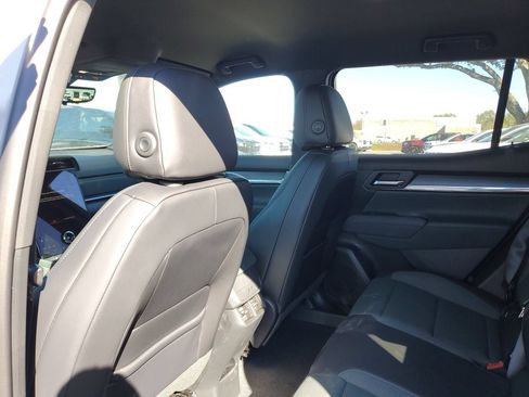 New 2026 GMC Terrain AT4 w/ Technology Package II AWD/4WD image 10