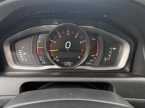 Used 2016 Volvo XC60 T5 Premier image 29
