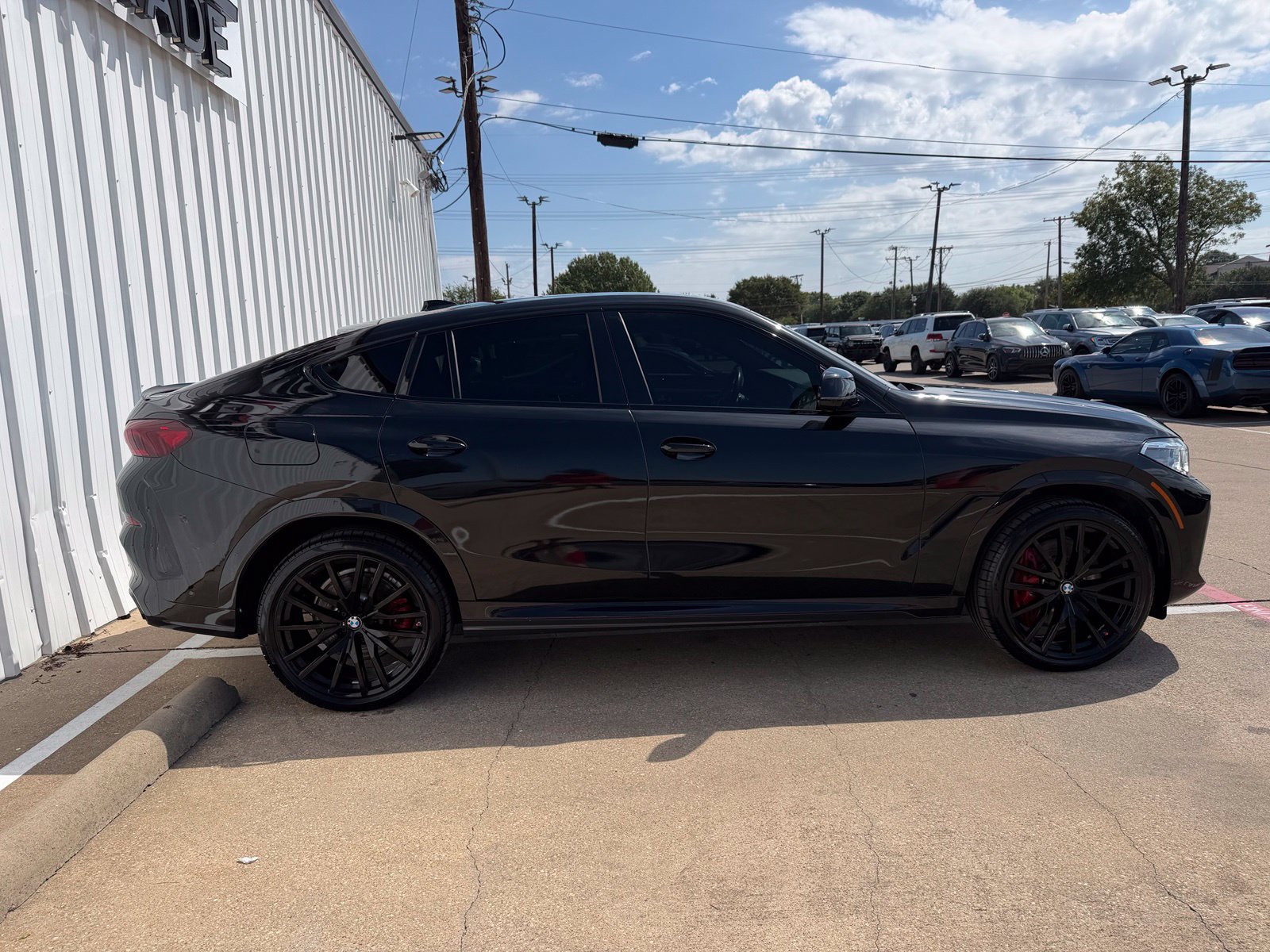 Used 2021 BMW X6 M50i w/ Executive Package AWD/4WD image 9