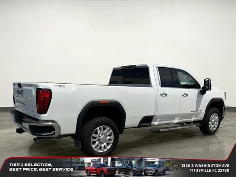 Used 2022 GMC Sierra 2500 SLT w/ SLT Premium Package AWD/4WD image 8