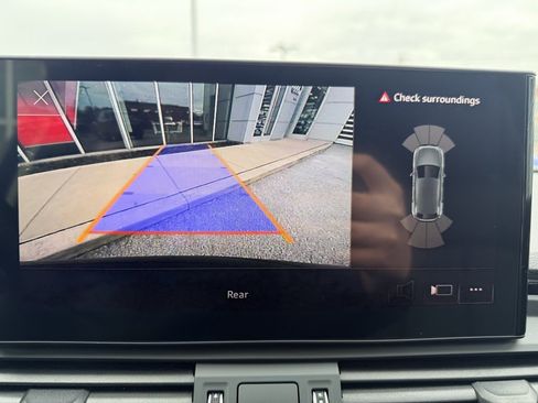 Certified 2023 Audi Q5 2.0T Premium w/ Convenience Package image 32