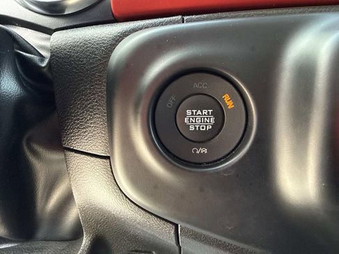 Used 2022 Jeep Wrangler Unlimited Rubicon w/ LED Lighting Group image 36