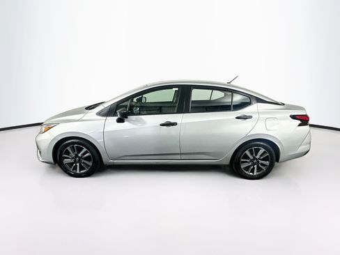 Used 2024 Nissan Versa S w/ S Plus Package FWD image 4