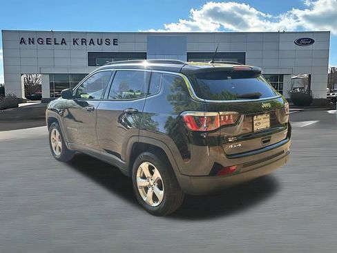 Used 2018 Jeep Compass Latitude w/ Cold Weather Group AWD/4WD image 6