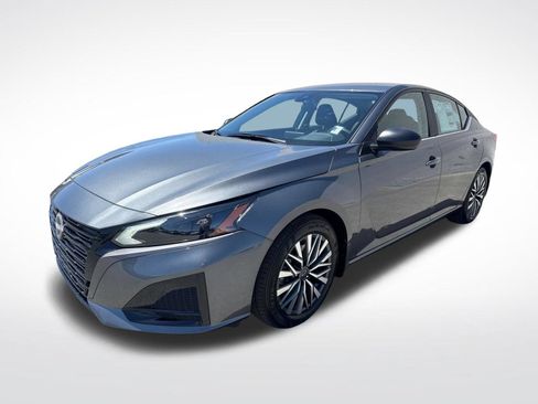 New 2026 Nissan Altima 2.5 SV FWD image 3