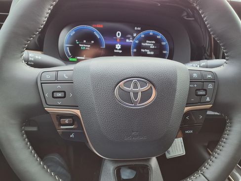 New 2026 Toyota Crown AWD/4WD image 13
