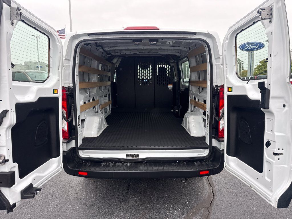Used 2025 Ford Transit 250 Low Roof w/ Exterior Upgrade Package RWD image 12