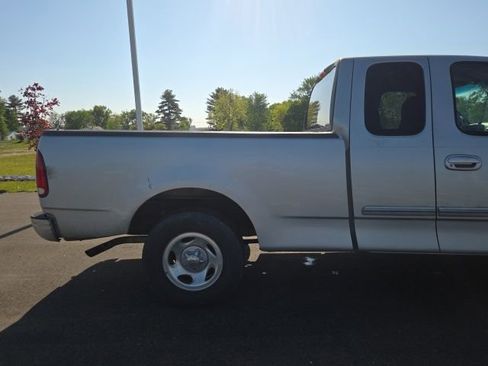 Used 2000 Ford F150 2WD SuperCab image 6