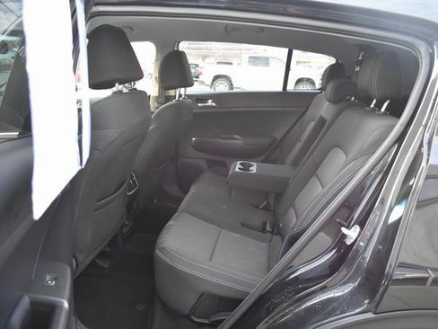 Used 2020 Kia Sportage LX image 28