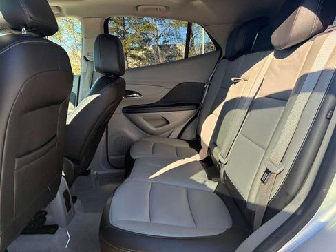 Used 2015 Buick Encore Premium image 17