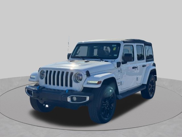 Used 2022 Jeep Wrangler Unlimited Sahara w/ Safety Group AWD/4WD image 9