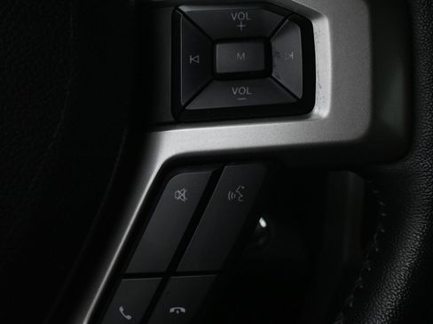 Used 2020 Ford F250 Lariat w/ Lariat Ultimate Package AWD/4WD image 19