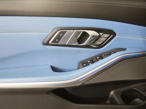 Used 2021 BMW M3 Competition w/ M Carbon Exterior Package image 13