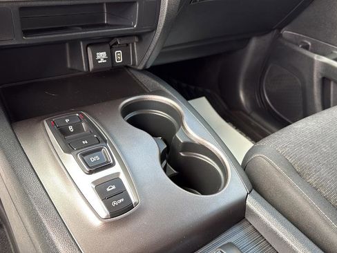 Used 2023 Honda Ridgeline Sport image 28