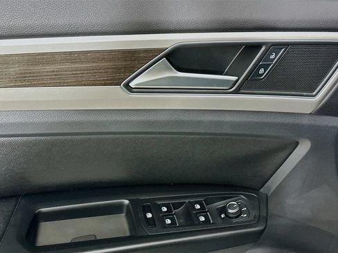 Used 2018 Volkswagen Atlas SE FWD image 21