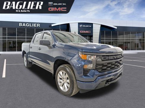 Used 2022 Chevrolet Silverado 1500 Custom image 1