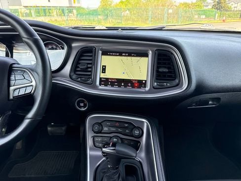 Used 2019 Dodge Challenger R/T Scat Pack w/ Dynamics Package RWD image 24