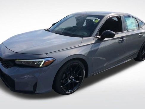 Used 2025 Honda Civic Sport image 4