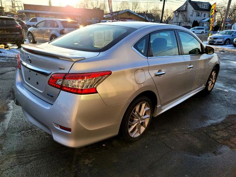 Used 2014 Nissan Sentra SR image 4