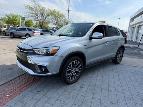 Used 2019 Mitsubishi Outlander Sport SE image 3