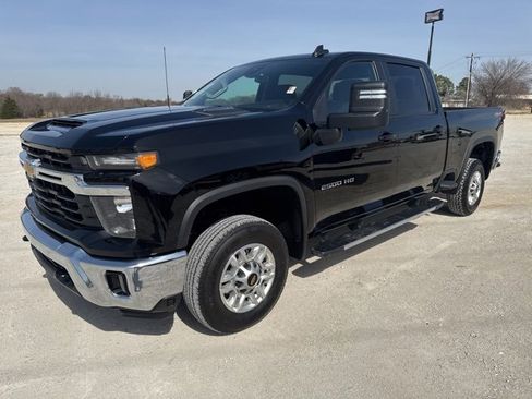 Used 2025 Chevrolet Silverado 2500 LT w/ Convenience Package image 1