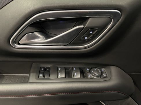 Used 2021 Chevrolet Tahoe RST w/ Luxury Package image 11