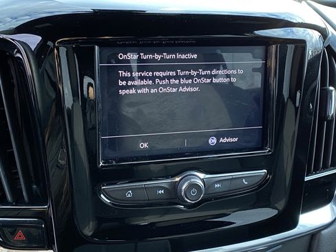 Used 2023 Chevrolet Traverse LT image 17