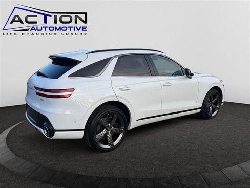 Used 2025 Genesis GV70 2.5T w/ Sport Prestige Package image 8