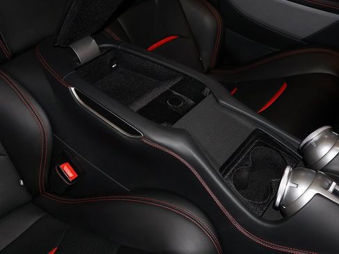 Certified 2018 Ferrari GTC4Lusso V12 image 44