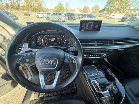 Used 2018 Audi Q7 3.0T Prestige w/ Prestige Package image 19
