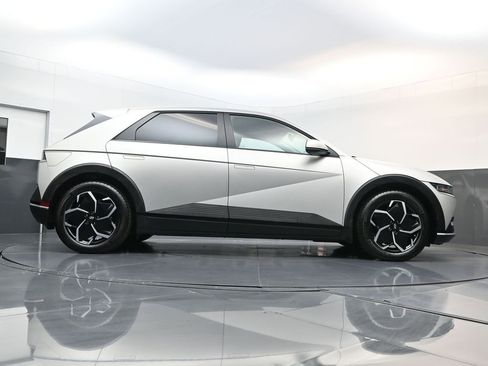 Certified 2024 Hyundai Ioniq 5 SEL image 15