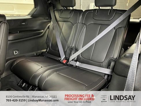 New 2025 Jeep Grand Cherokee L Limited w/ Trailer Tow Package AWD/4WD image 23