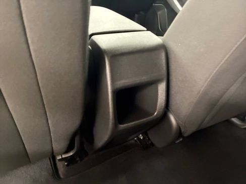 Used 2024 Chevrolet Trax RS FWD image 19