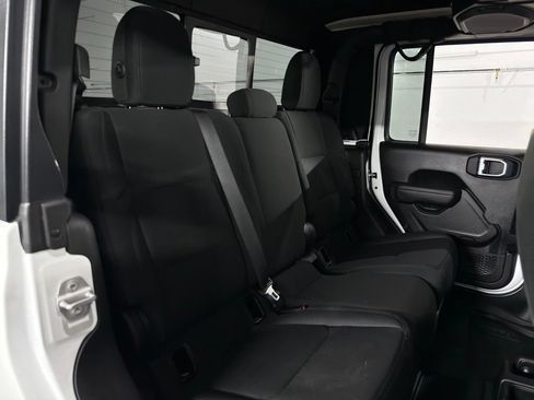 Used 2022 Jeep Gladiator Sport AWD/4WD image 22