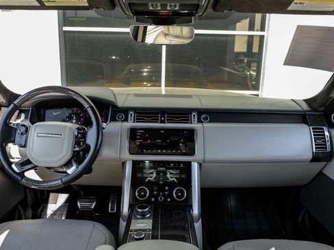 Used 2020 Land Rover Range Rover Long Wheelbase Autobiography image 16
