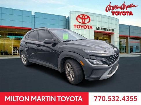 Used 2022 Hyundai Kona SEL FWD image 1