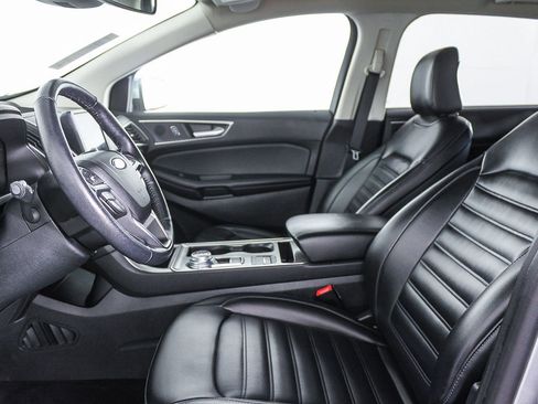 Used 2022 Ford Edge SEL image 18