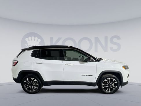 Used 2022 Jeep Compass Limited image 8