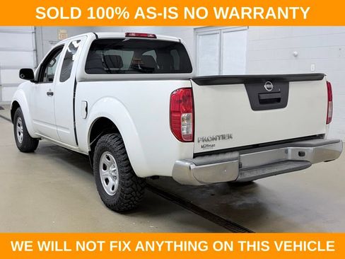 Used 2015 Nissan Frontier S RWD image 9