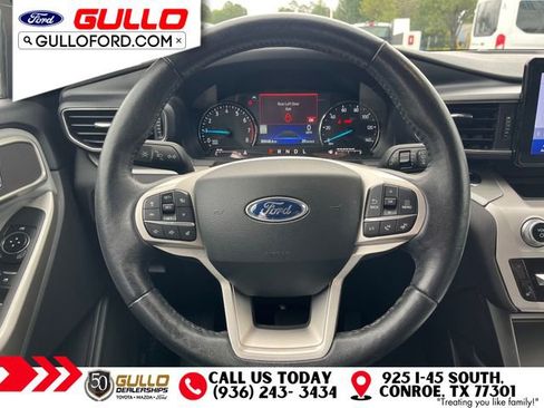 Used 2023 Ford Explorer XLT w/ Equipment Group 202A AWD/4WD image 11