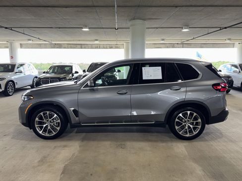 Used 2024 BMW X5 xDrive40i AWD/4WD image 5