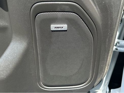 Used 2020 GMC Sierra 1500 SLT w/ SLT Premium Package RWD image 34